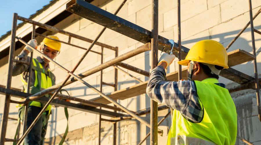 Professional fairlawn roofing services in Kennan, WI
